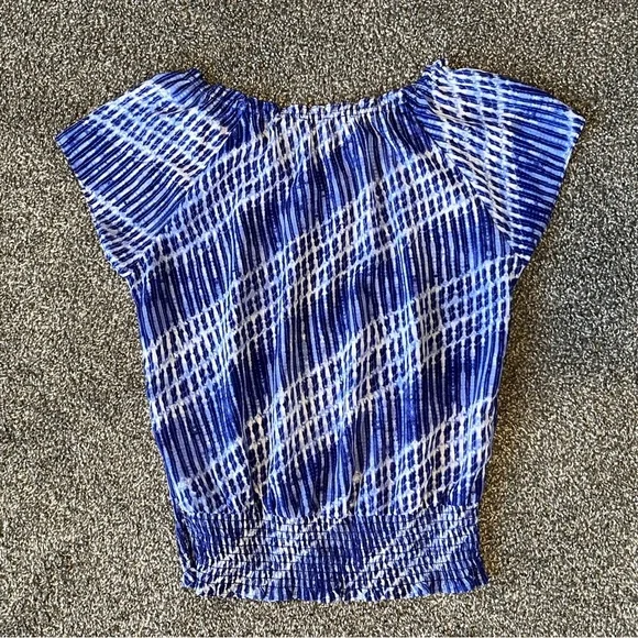Michael Kors Blue and White Patterned Blouse Size S - Picture 3 of 7